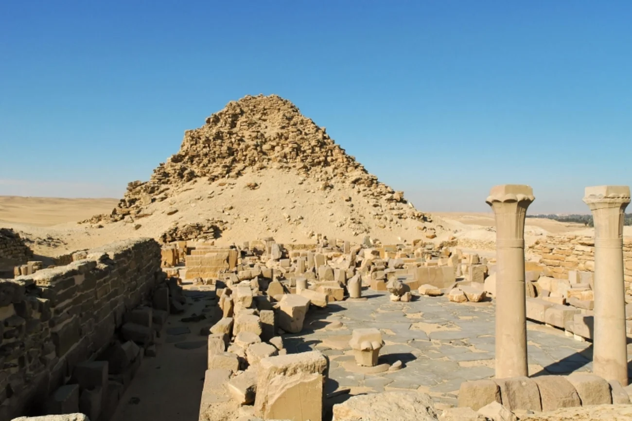 Necropoli di Abusir: Storia, Arte e Archeologia